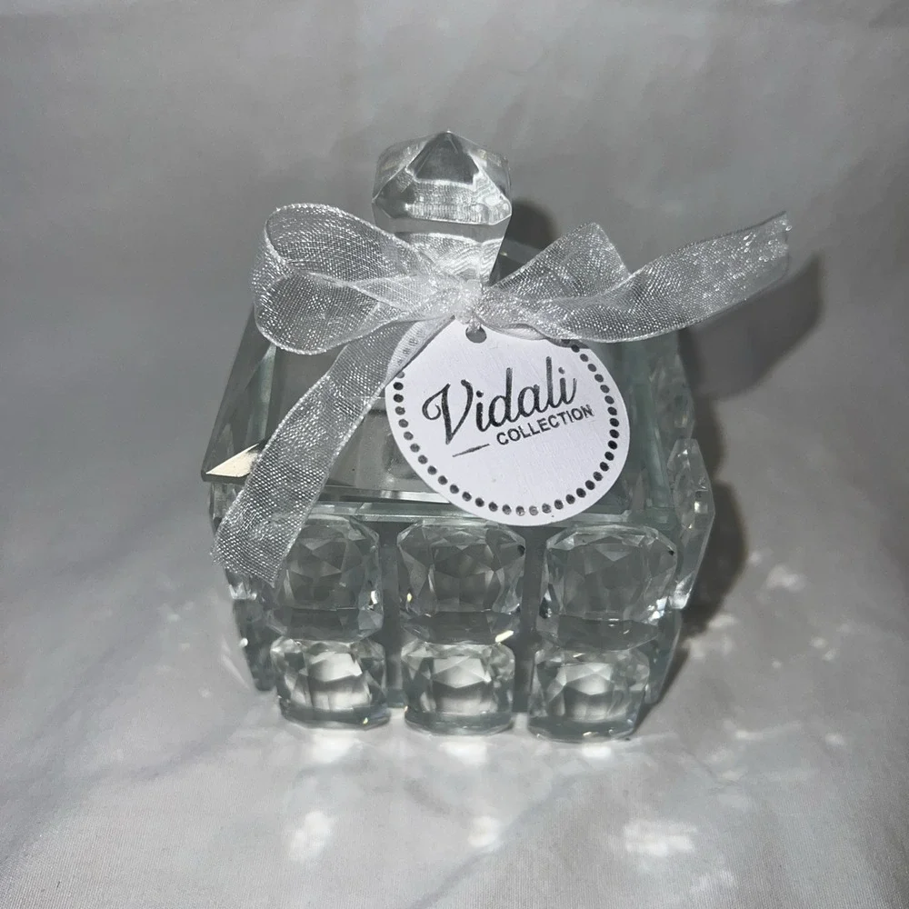 Crystal Square Lidded Trinket Jewelry Box NEW‎ Vidali Collection Decorative